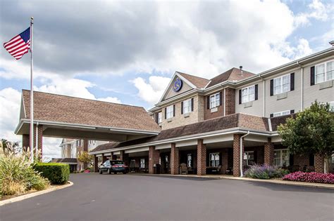 Comfort inn berlin ohio - Berlin Encore Hotel & Suites. Millersburg. Berlin Encore Hotel & Suites is located in Berlin, 18 miles from Warther Carving Museum. The hotel has an indoor pool and a 24-hour front desk and free WiFi throughout the property. 9.2. Wonderful. …